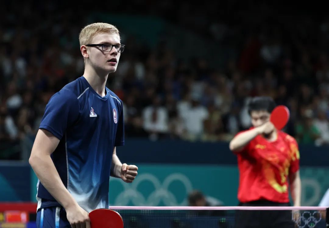 承受着极大 承受着极大