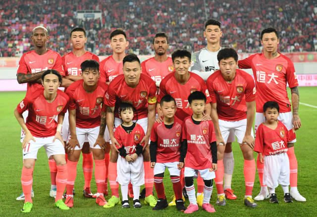 季中场休息 季中场休息